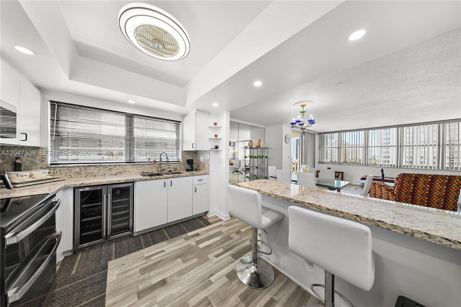 1825 S Ocean Dr # 914, Hallandale Beach FL 33009 photo 4