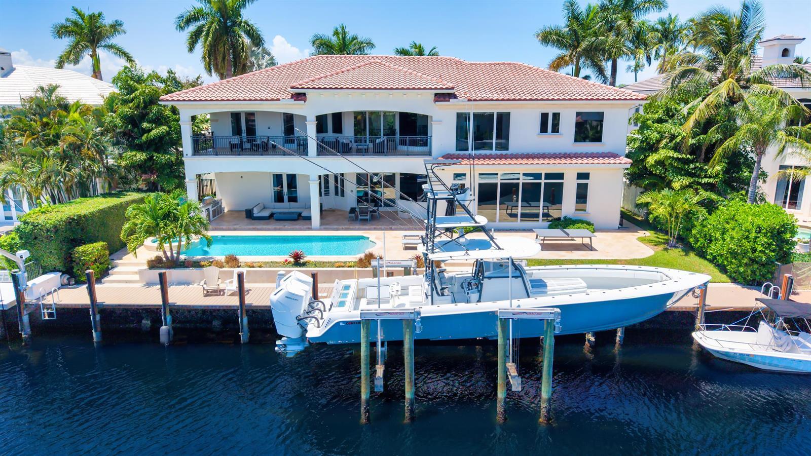 2320 NE 34th Court, Lighthouse Point FL 33064