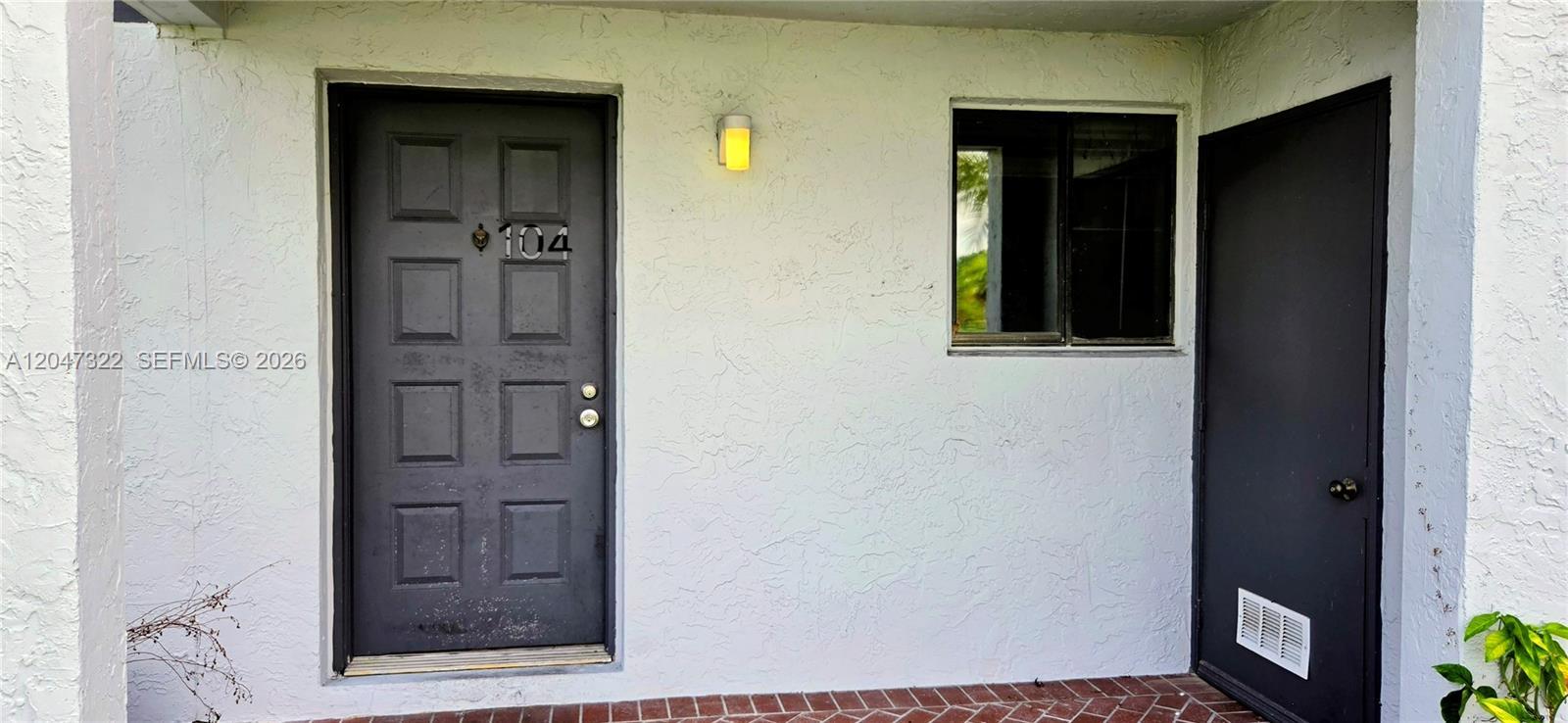 153 Lakeview Dr # 104, Weston FL 33326 photo 3