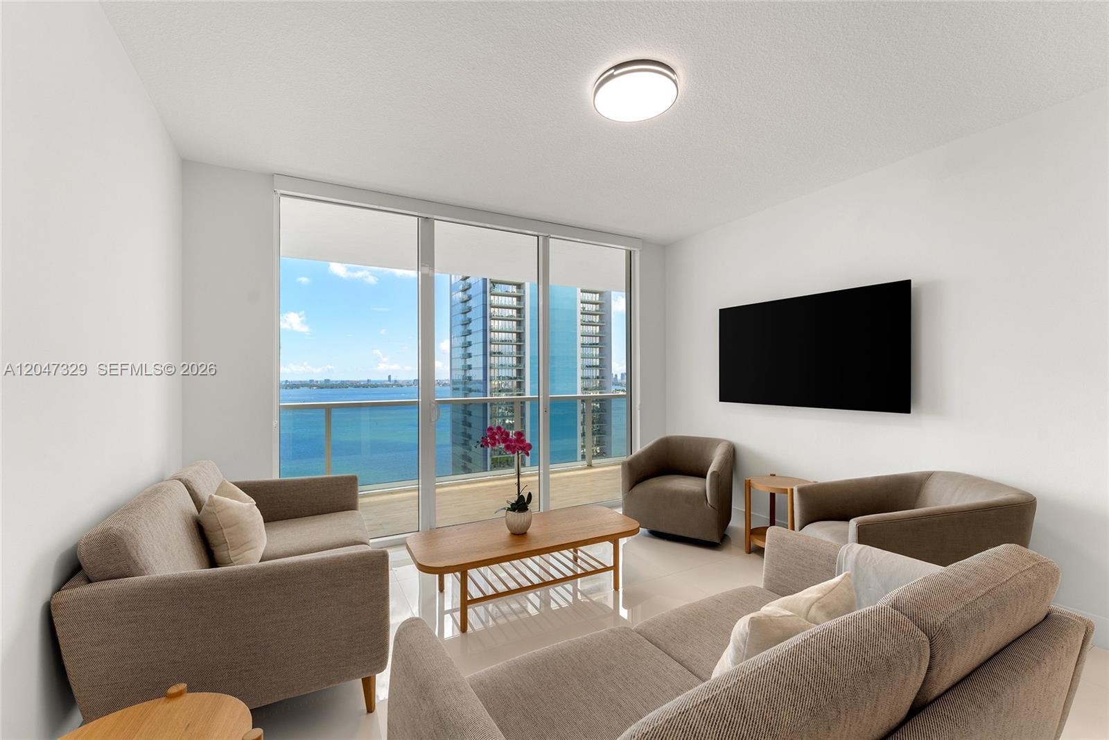 600 NE 27th St # 2904, Miami FL 33137 photo 3