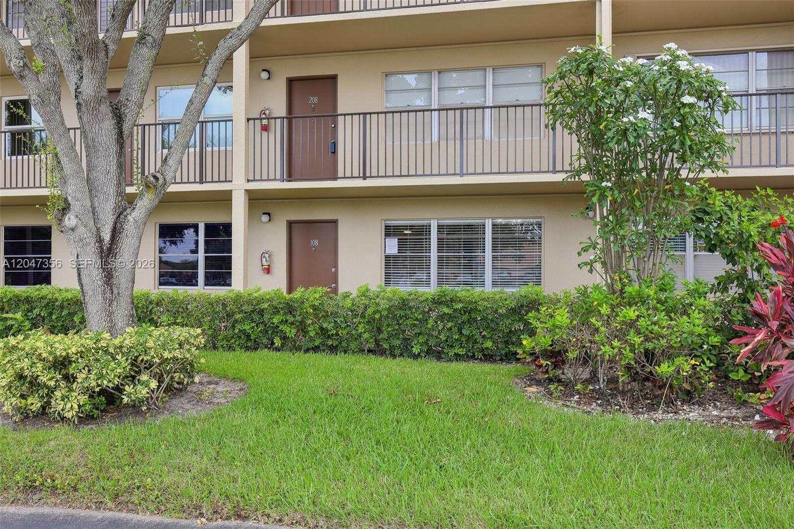 13455 SW 9th Ct # 108J, Pembroke Pines FL 33027 photo 2