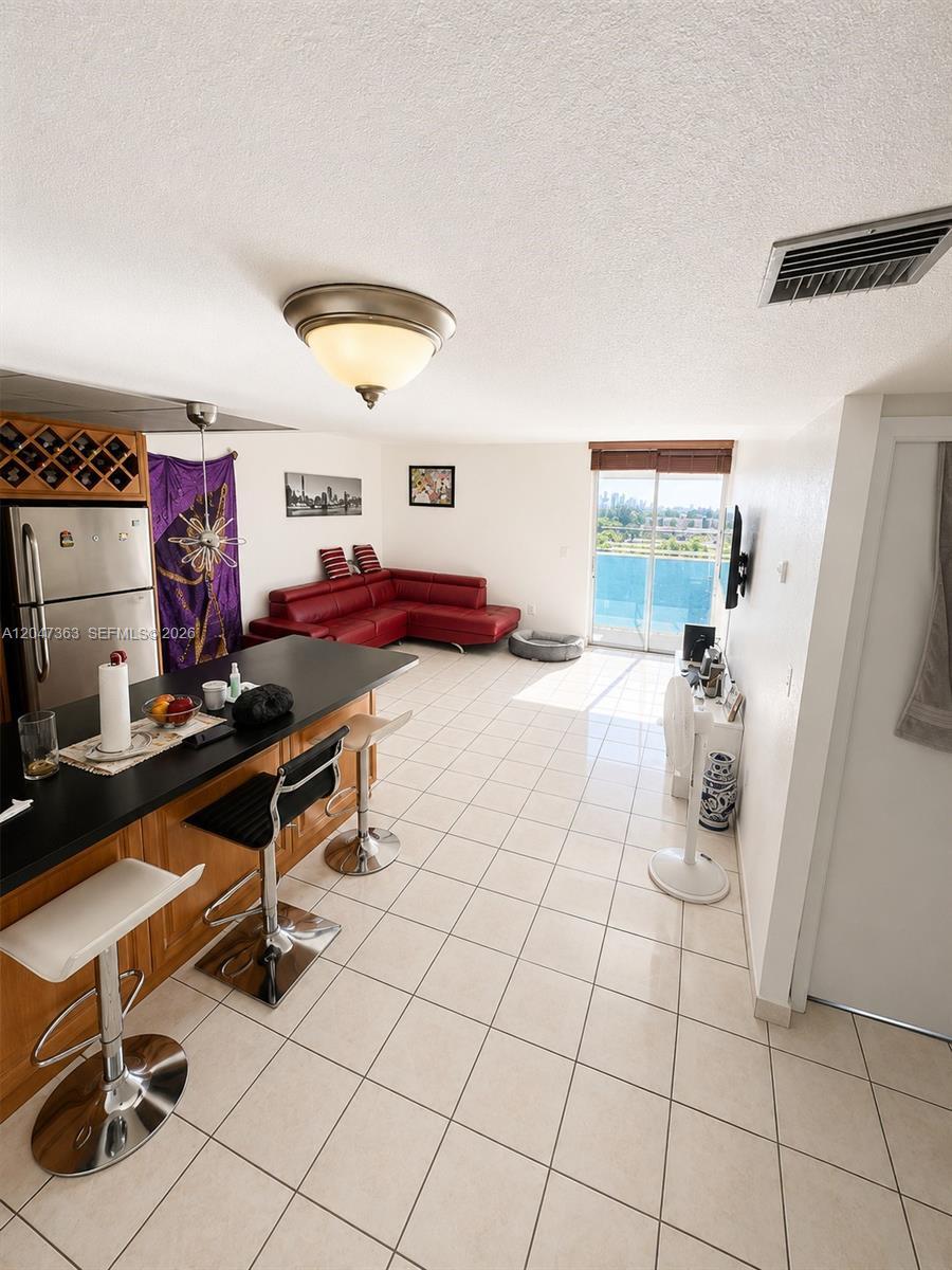 5050 NW 7th St # 720, Miami FL 33126 photo 2