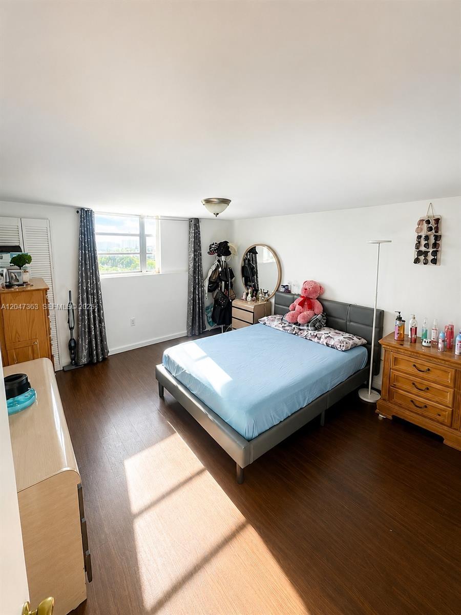 5050 NW 7th St # 720, Miami FL 33126 photo 5