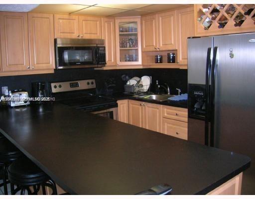 5050 NW 7th St # 720, Miami FL 33126 photo 4