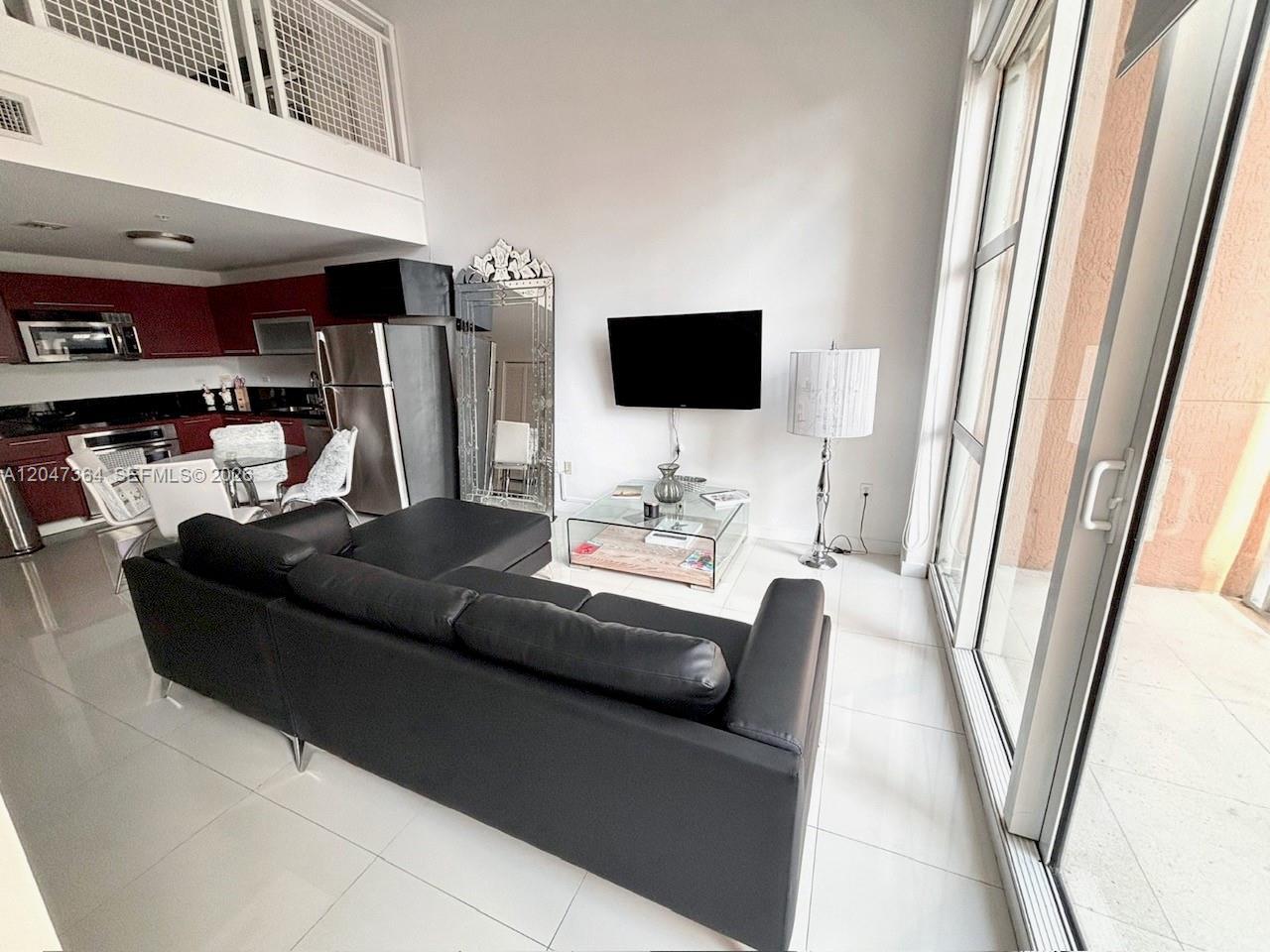 244 Biscayne Blvd # 451, Miami FL 33132 photo 2