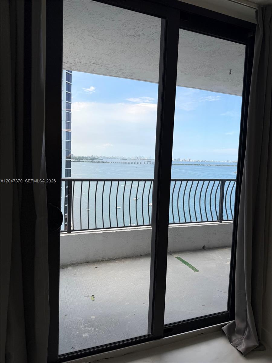 555 NE 15th St # 23D, Miami FL 33132 photo 3