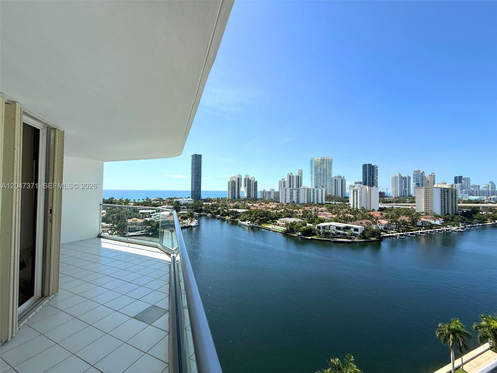 19707 Turnberry Way # 16G, Aventura FL 33180 photo 2