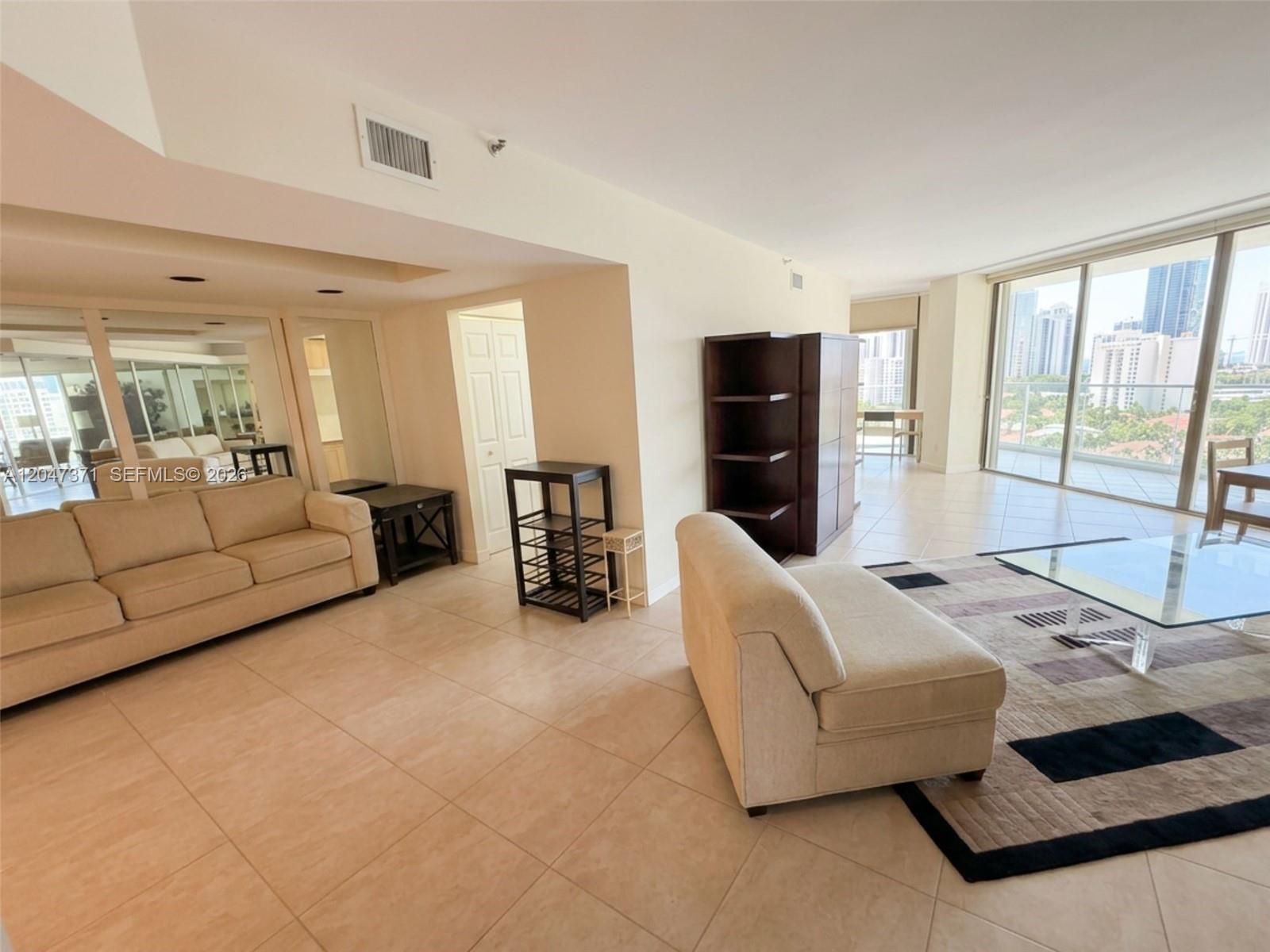 19707 Turnberry Way # 16G, Aventura FL 33180 photo 4