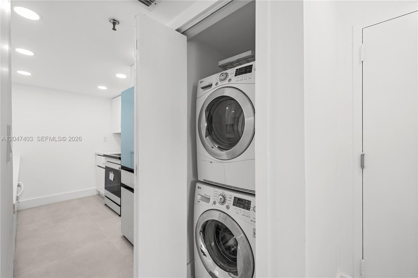 2457 Collins Ave # 201, Miami Beach FL 33140 photo 4