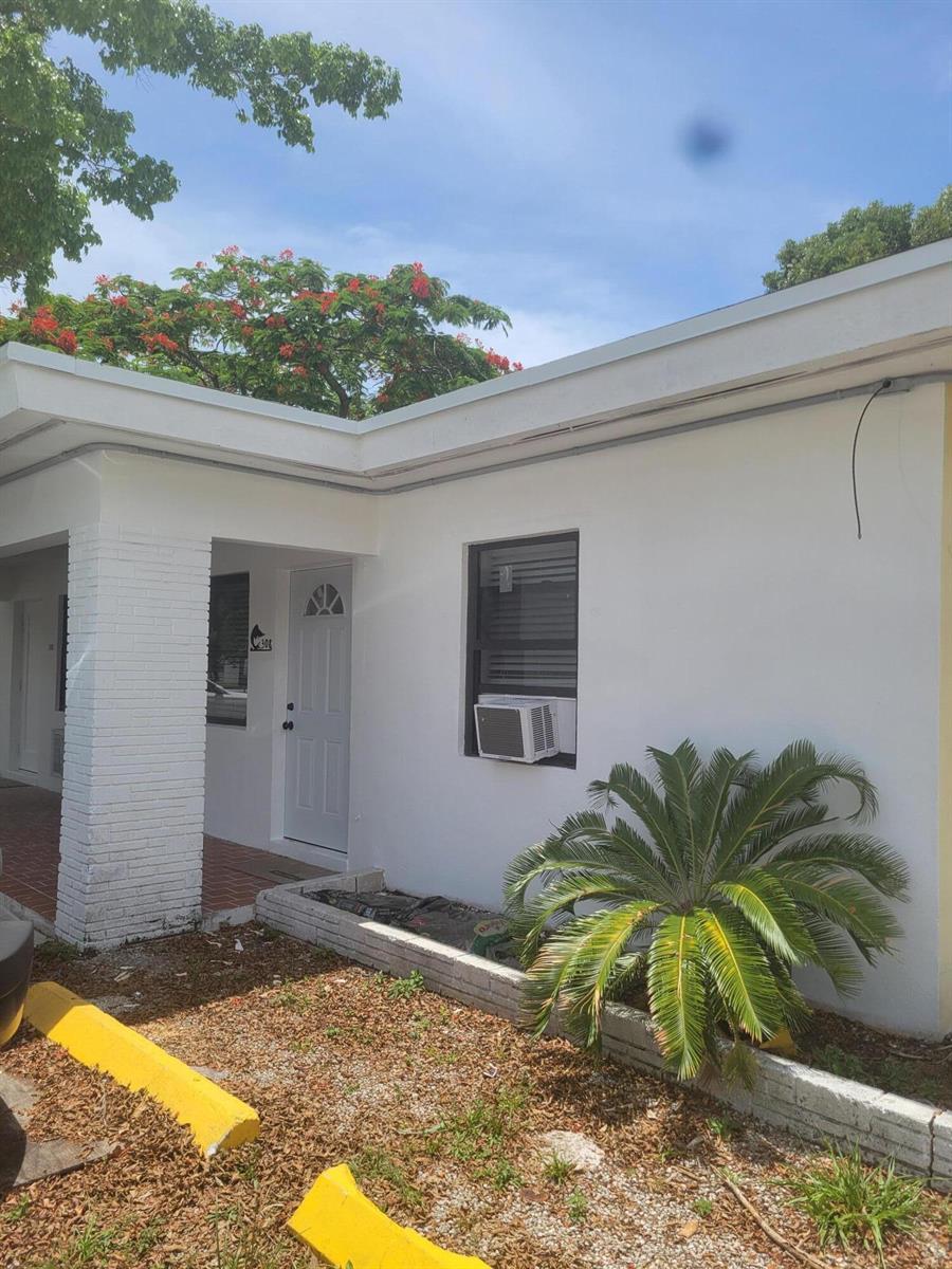 2101 SE 4th Avenue, Fort Lauderdale FL 33316 photo 3