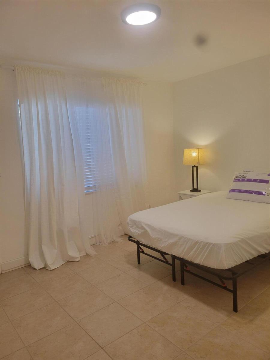 2101 SE 4th Avenue, Fort Lauderdale FL 33316 photo 5