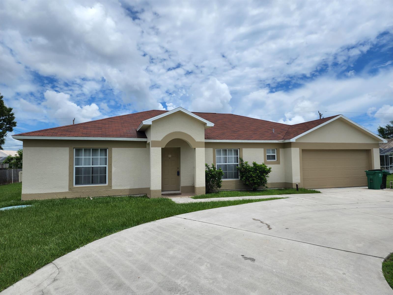 2709 SW Somber Road, Port St. Lucie FL 34953