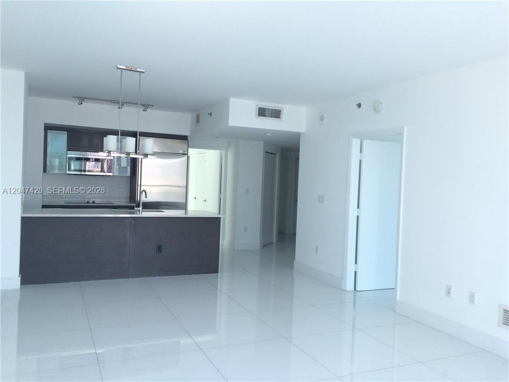 55 SE 6th St # 2807, Miami FL 33131 photo 2