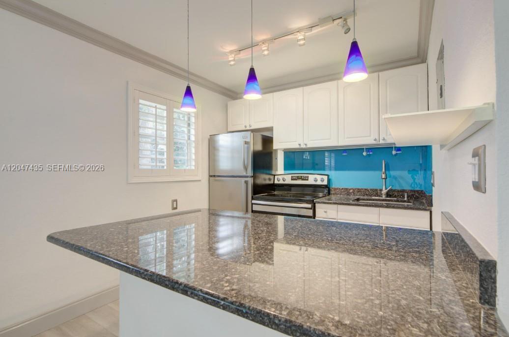 716 SW 14th Ave # 3, Fort Lauderdale FL 33312 photo 4