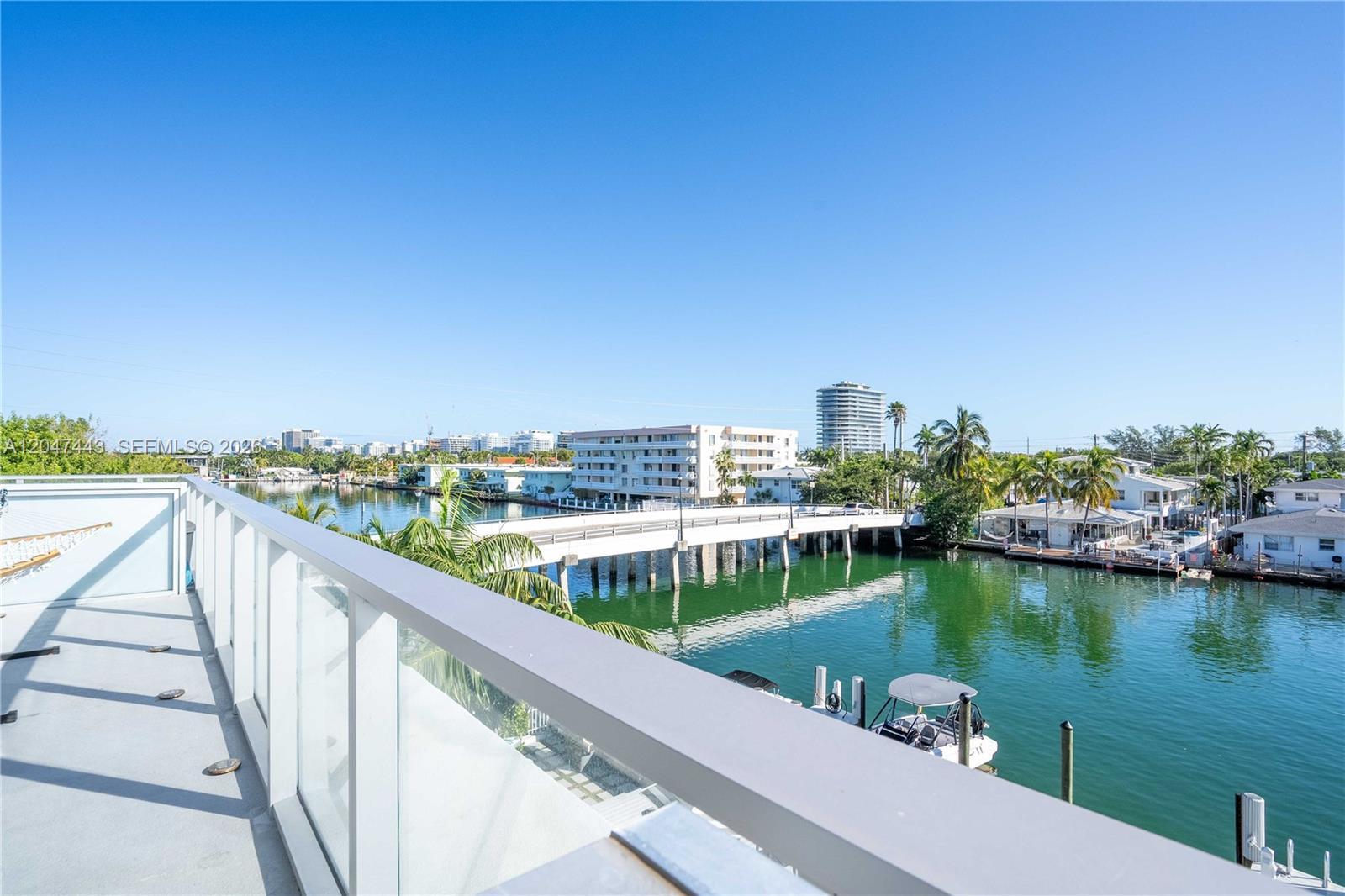 8425 Crespi Blvd # 303, Miami Beach FL 33141 photo 4