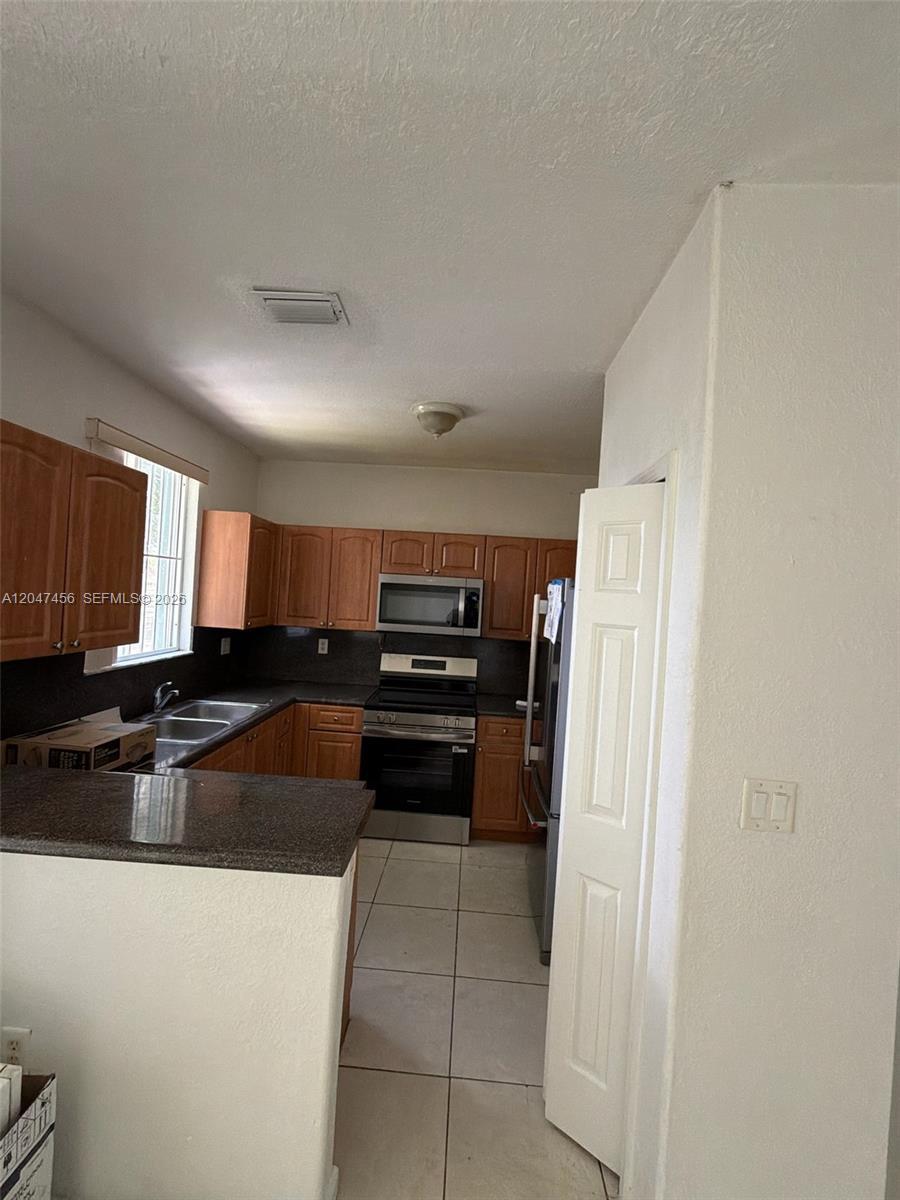 2432 SE 14th Ave # 277, Homestead FL 33035 photo 2