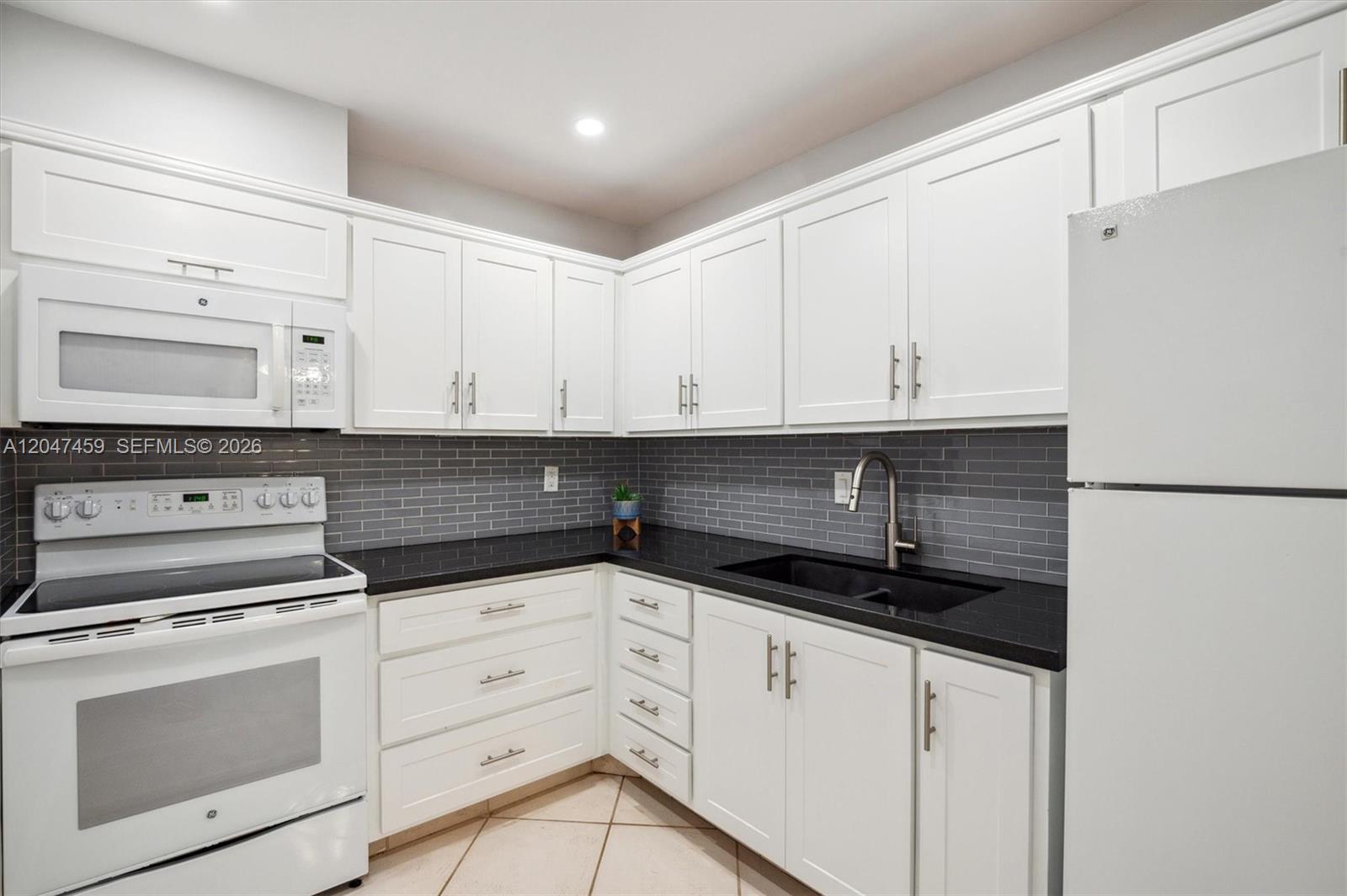 6209 Bay Club Dr # 4, Fort Lauderdale FL 33308 photo 4