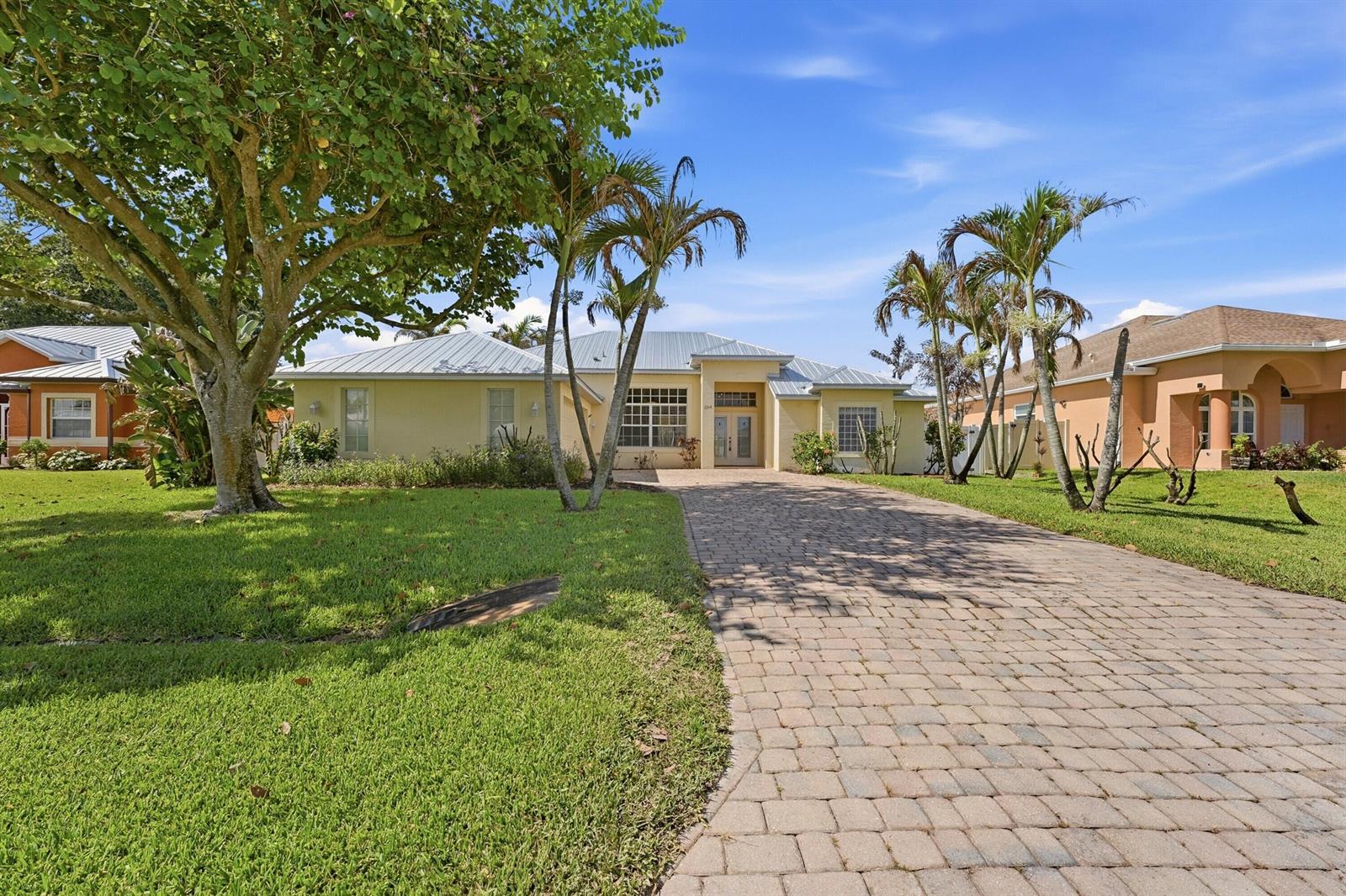 2314 SE Calcutta Circle, Port St. Lucie FL 34952 photo 4