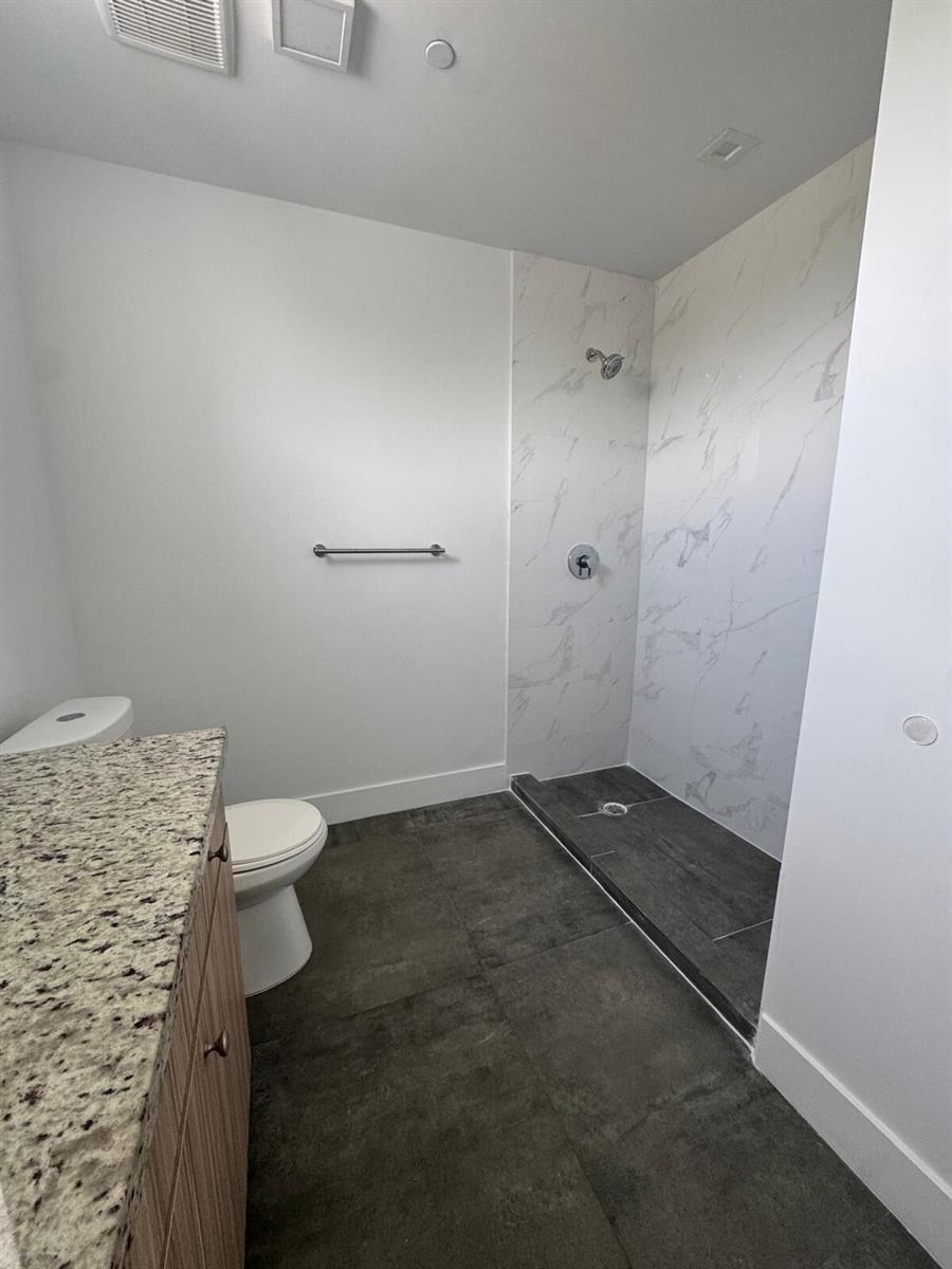 2010 SW 25th Terrace # 305, Miami FL 33133