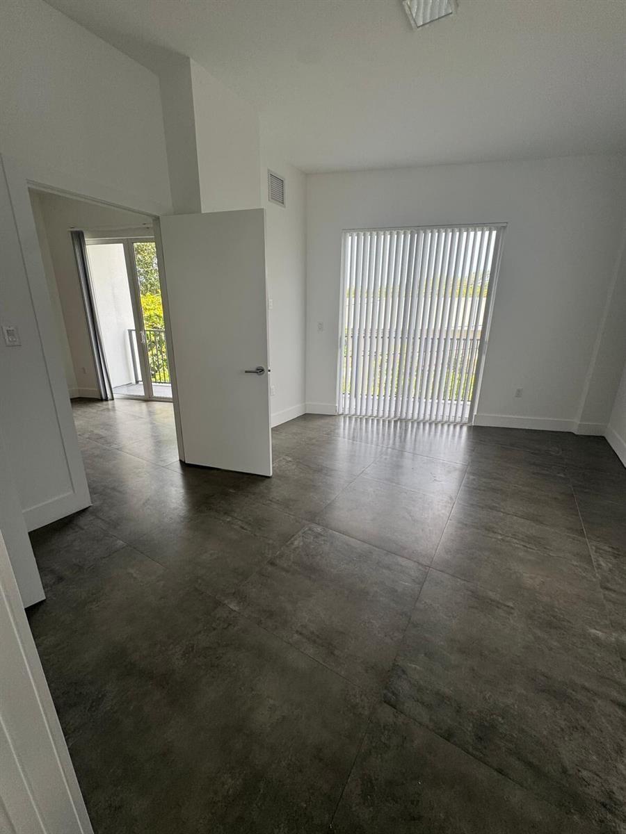 2010 SW 25th Terrace # 305, Miami FL 33133 photo 5