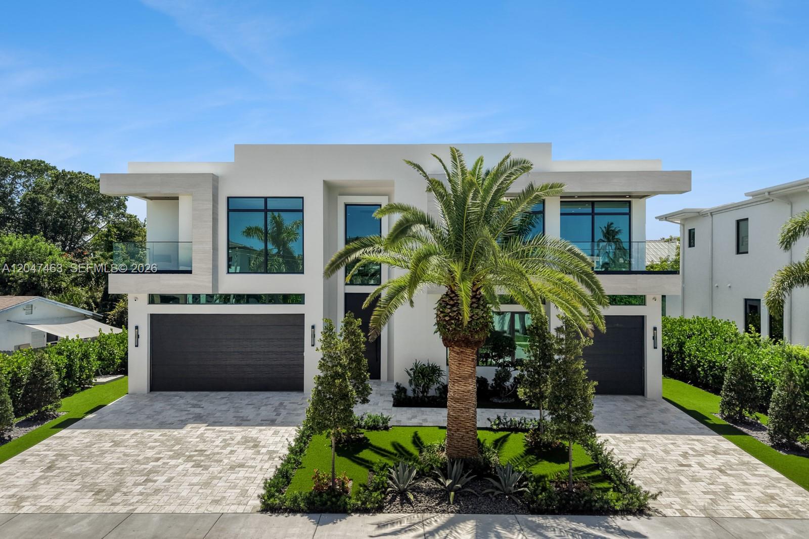 1051 NE 2nd Ter, Boca Raton FL 33432