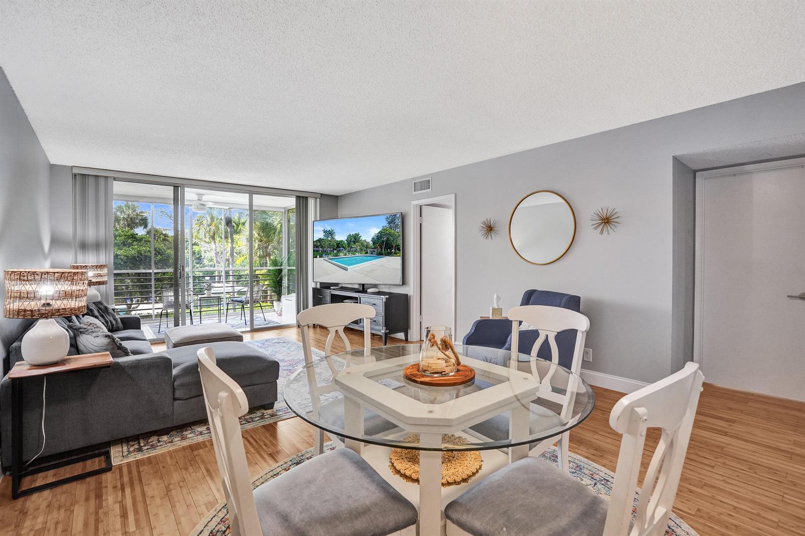 4200 Oaks Terrace # 203, Pompano Beach FL 33069 photo 4