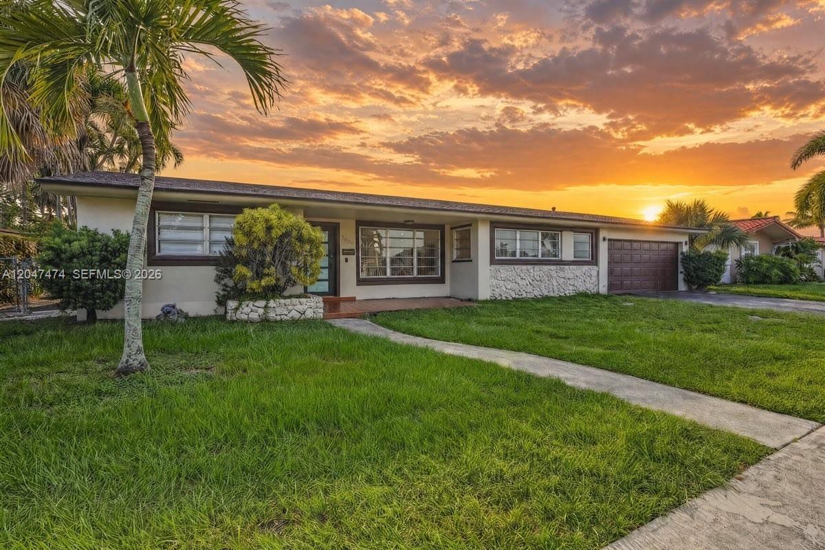 Hialeah, FL 33014 photo 2
