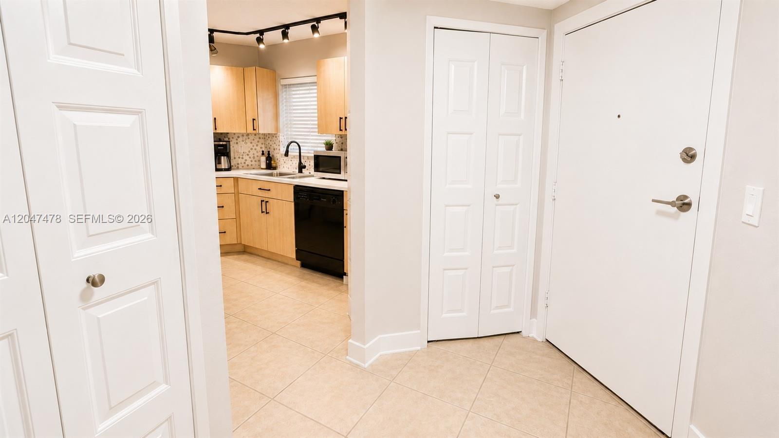 6655 W Broward Blvd # 206, Plantation FL 33317 photo 5