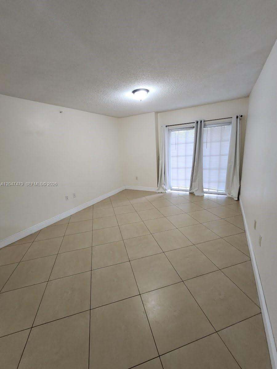 5011 Wiles Rd # 207, Coconut Creek FL 33073 photo 5