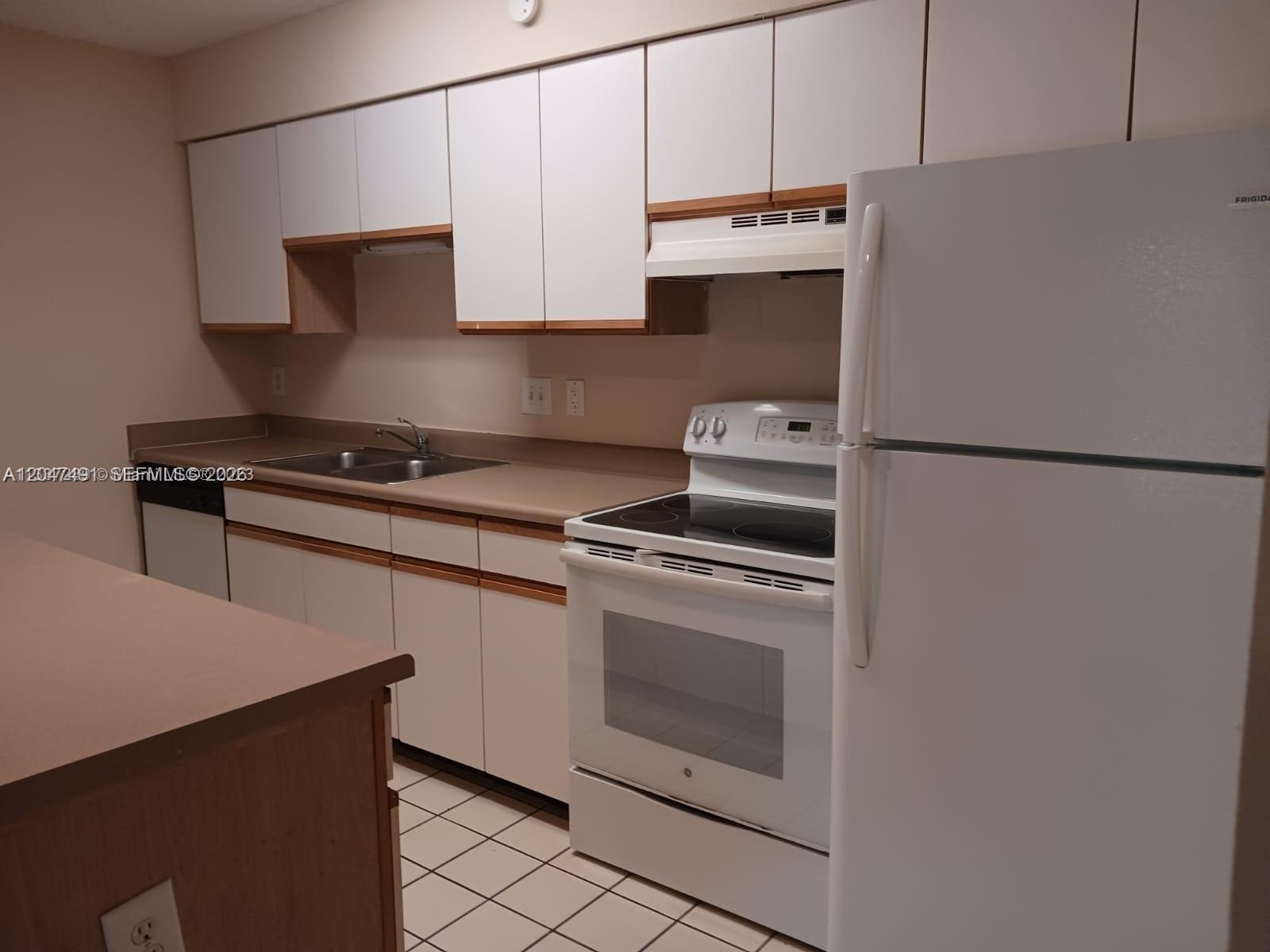 Pompano Beach, FL 33069 photo 4
