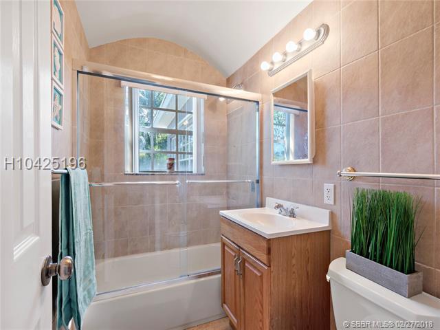 1404 Plunkett Street, Hollywood FL 33020 photo 5