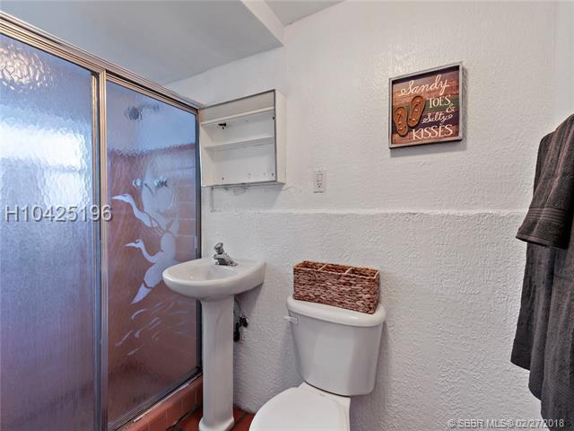 1404 Plunkett Street, Hollywood FL 33020 photo 4