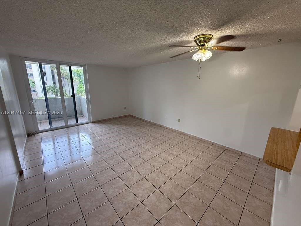 10000 NW 80th Ct # 2262, Hialeah Gardens FL 33016 photo 2
