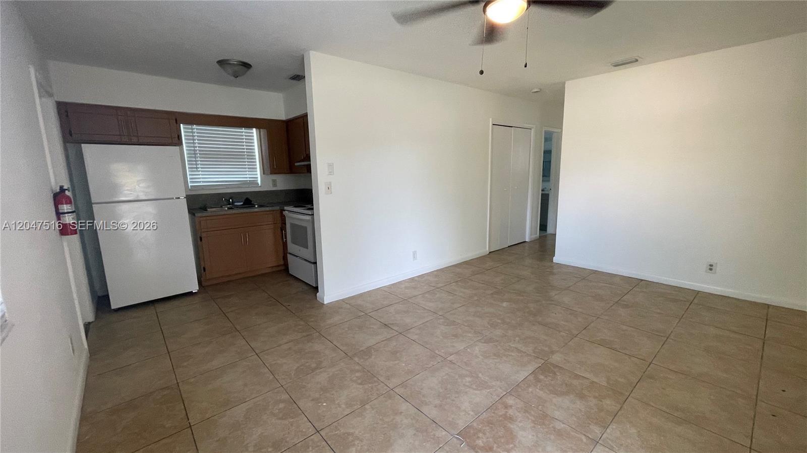 5210 NW 16th St # 3, Lauderhill FL 33313 photo 2