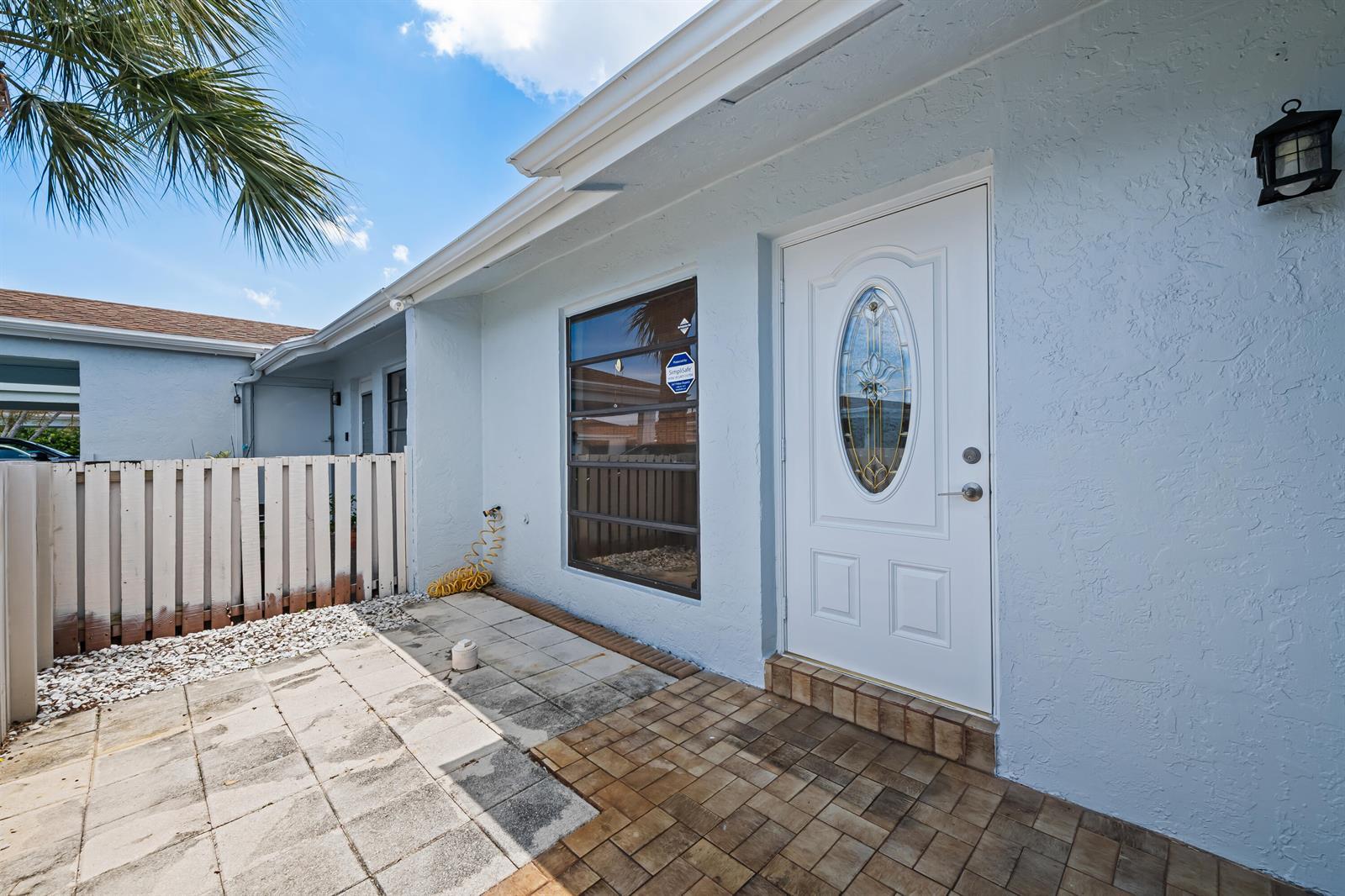 6673 Moonlit Drive, Delray Beach FL 33446 photo 2