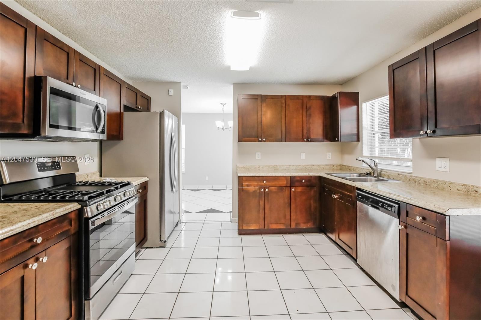 3232 NW 121st Ave, Sunrise FL 33323 photo 4
