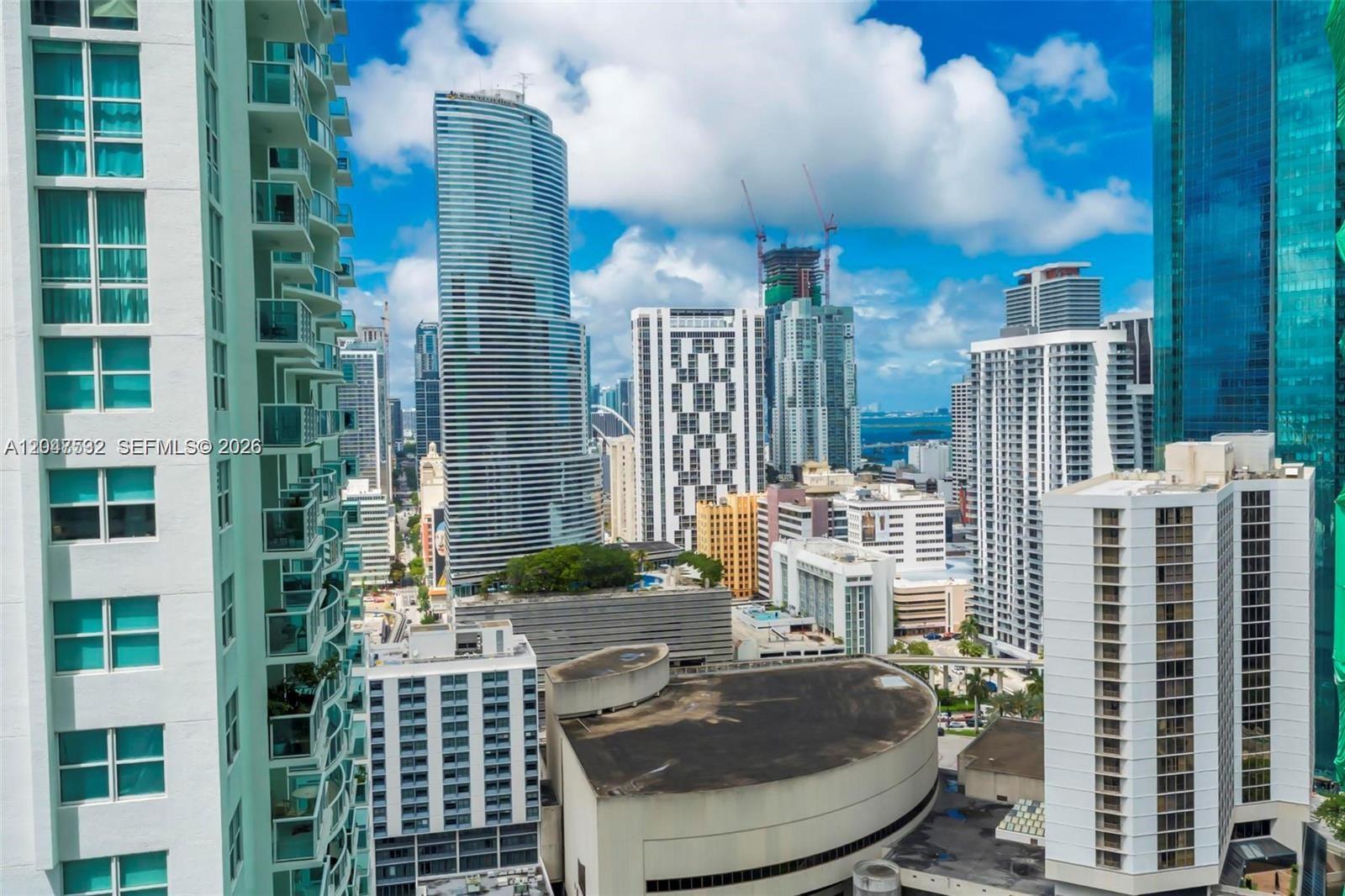 41 SE 5th St # 1709, Miami FL 33131