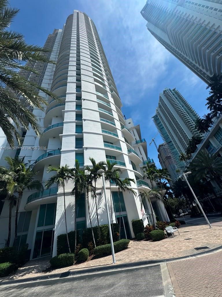 350 S Miami Ave # 3304, Miami FL 33130