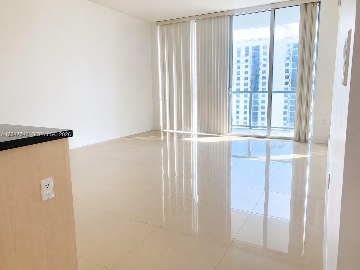 Miami, FL 33130 photo 3