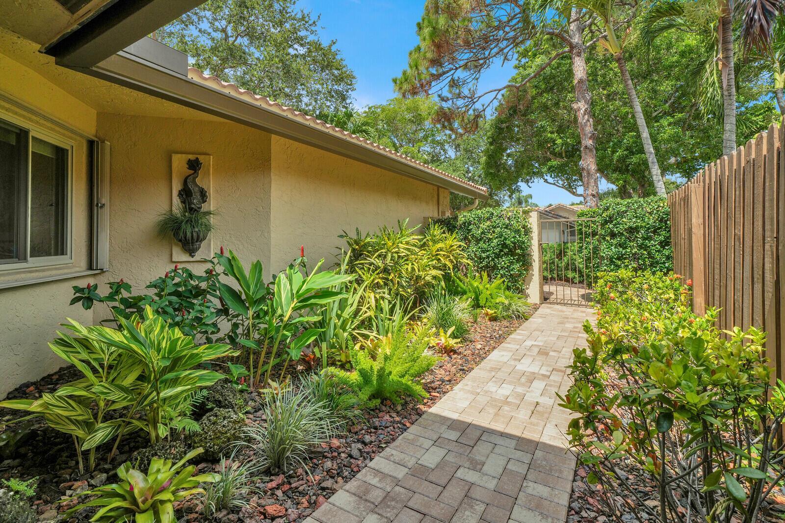 1735 NW 21st Court, Delray Beach FL 33445 photo 4