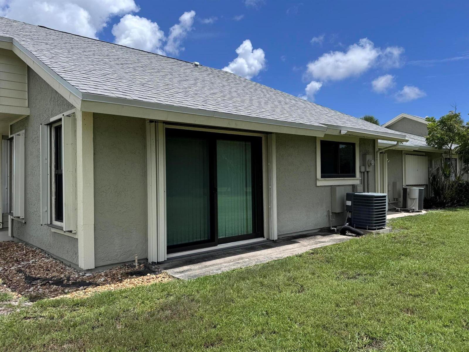1428 SE Colchester Circle, Port St. Lucie FL 34952 photo 3