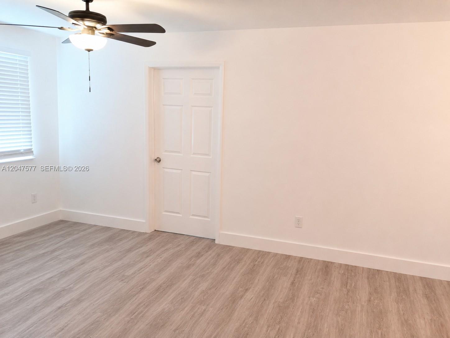 10961 SW 222nd Ter, Miami FL 33170 photo 4