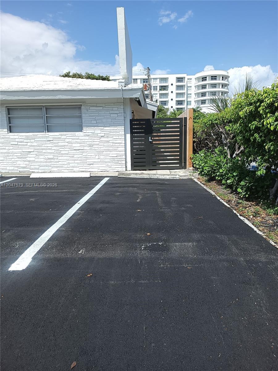 Fort Lauderdale, FL 33316 photo 2