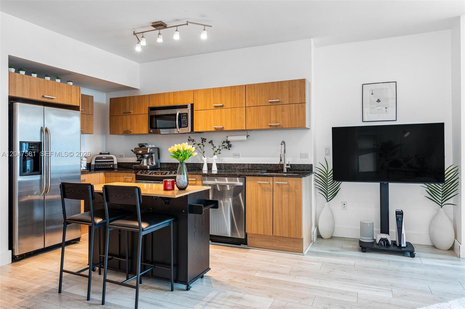 350 S Miami Ave # 2108, Miami FL 33130 photo 4