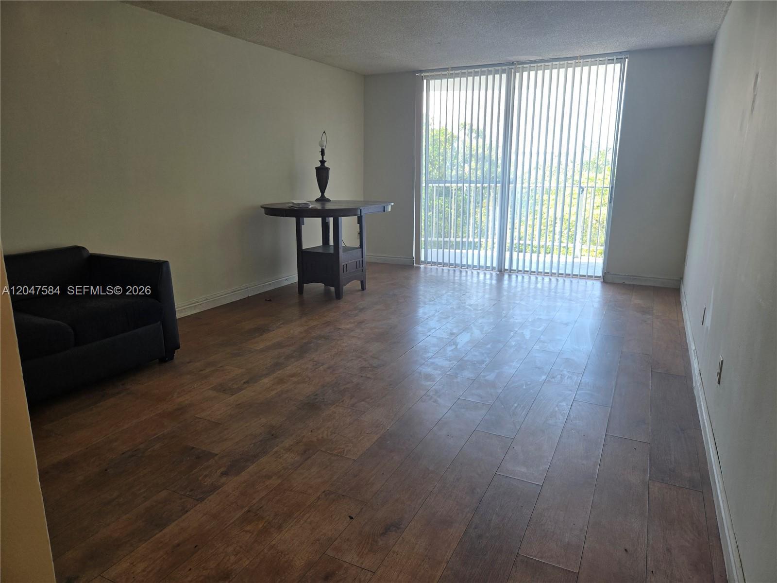 482 NW 165th St Rd # 505, Miami FL 33169 photo 4