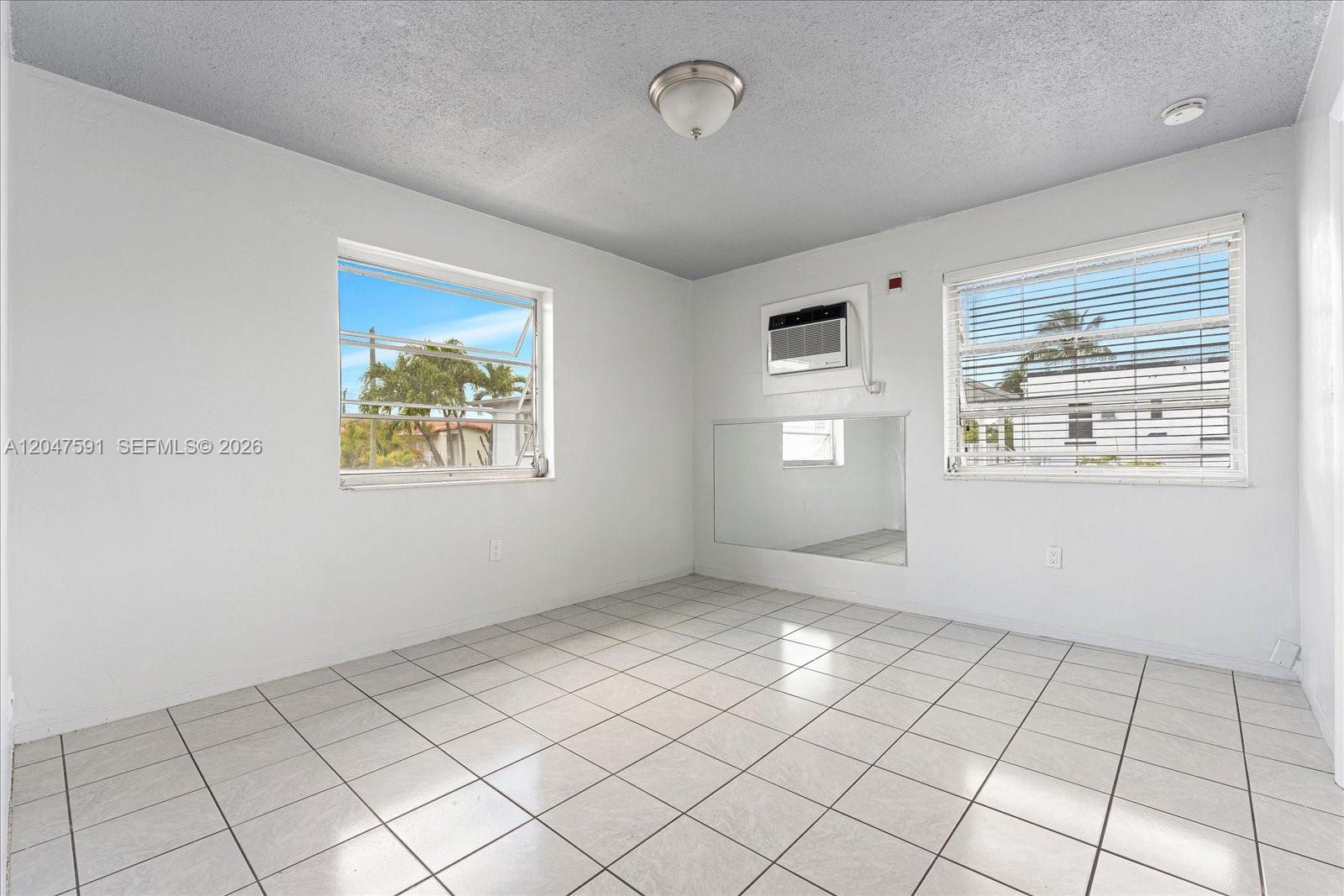 3255 W Flagler St # 20, Miami FL 33135 photo 5