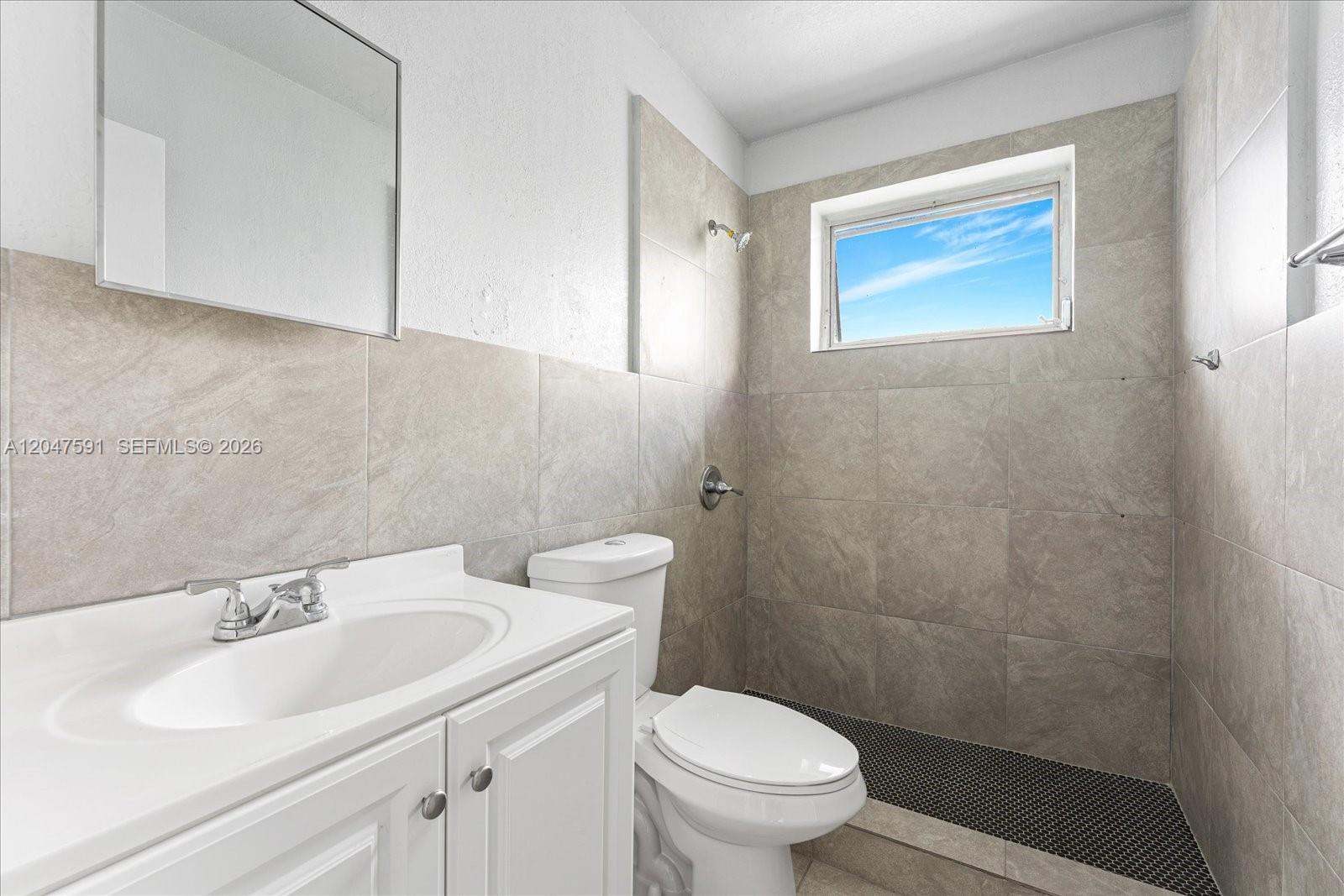 3255 W Flagler St # 20, Miami FL 33135 photo 4