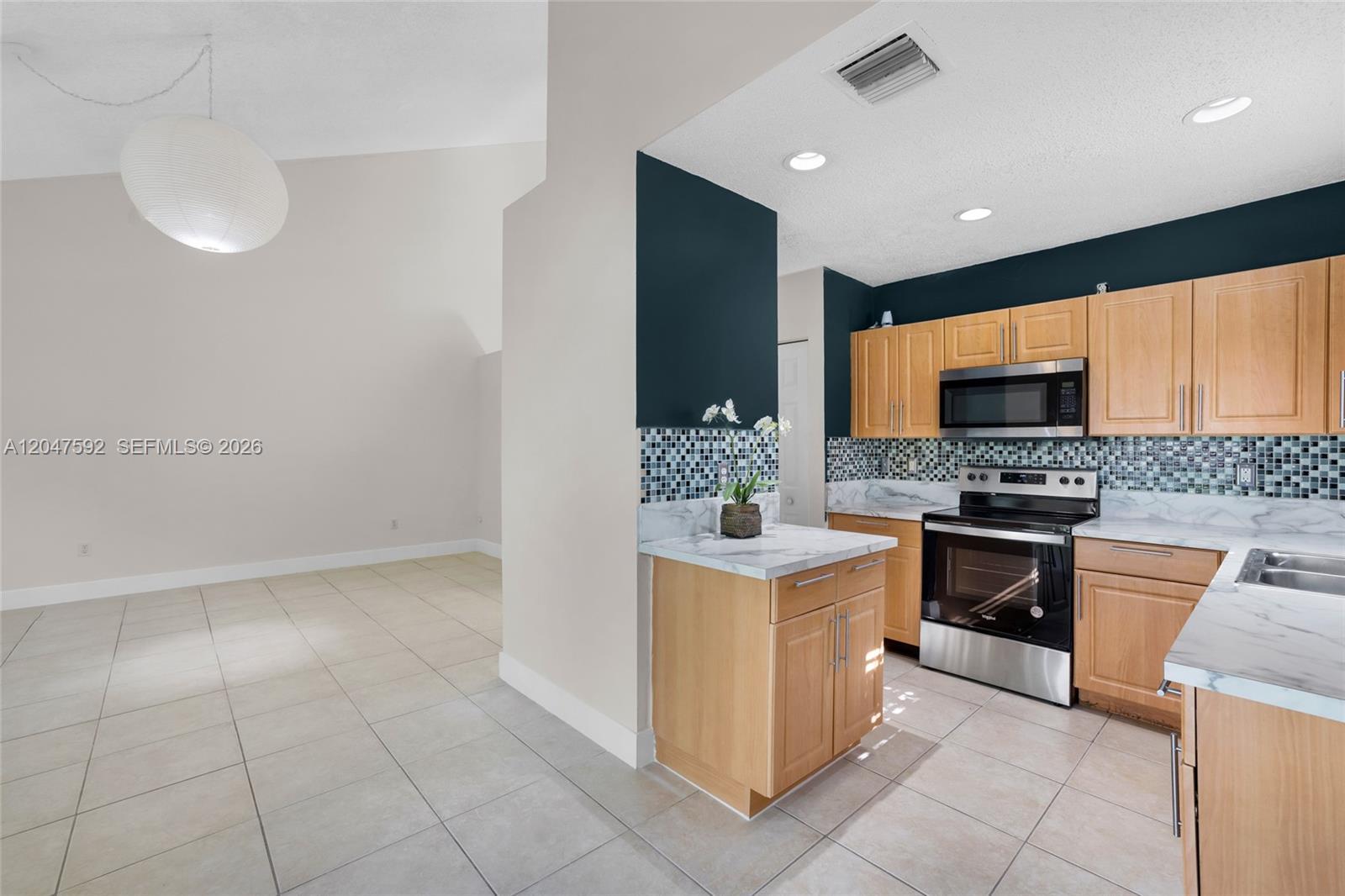 9820 NW 24th Ct, Sunrise FL 33322 photo 5