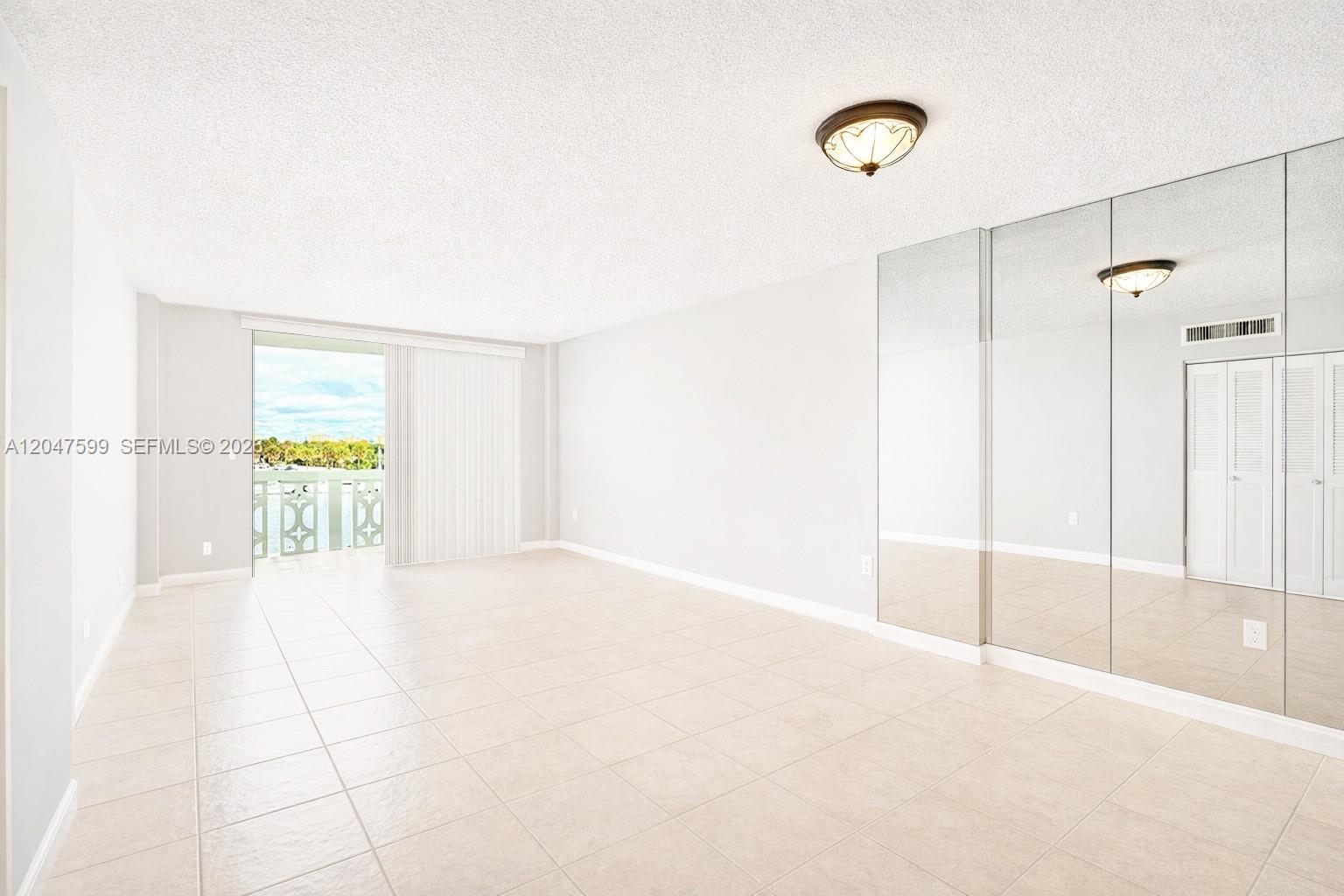 13155 Ixora Ct # 310, North Miami FL 33181 photo 2