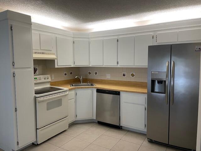 204 Foxtail Drive # F2, FL 33415 photo 2